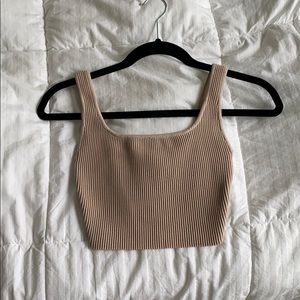 aritizia crop top